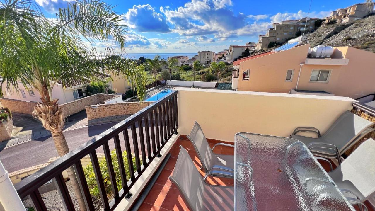 Melanos Sea View Apartment Paphos Esterno foto
