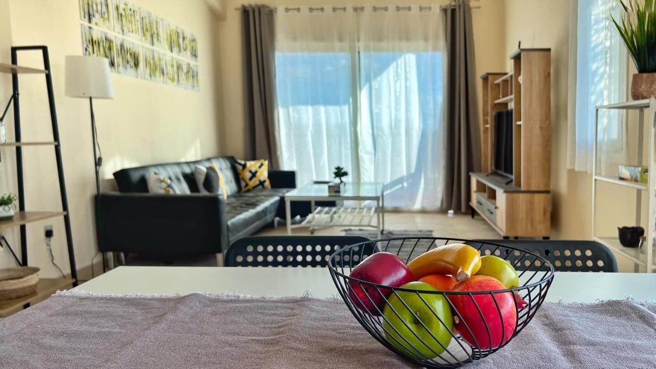 Melanos Sea View Apartment Paphos Esterno foto